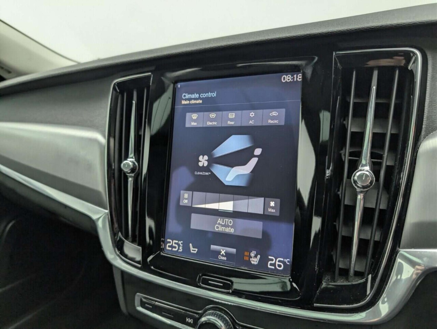 Used Volvo S90 2017 for sale - 77714513: Photo 14