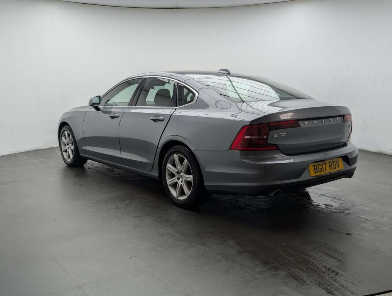 Used Volvo S90 2017 for sale - 77714513: Photo 6