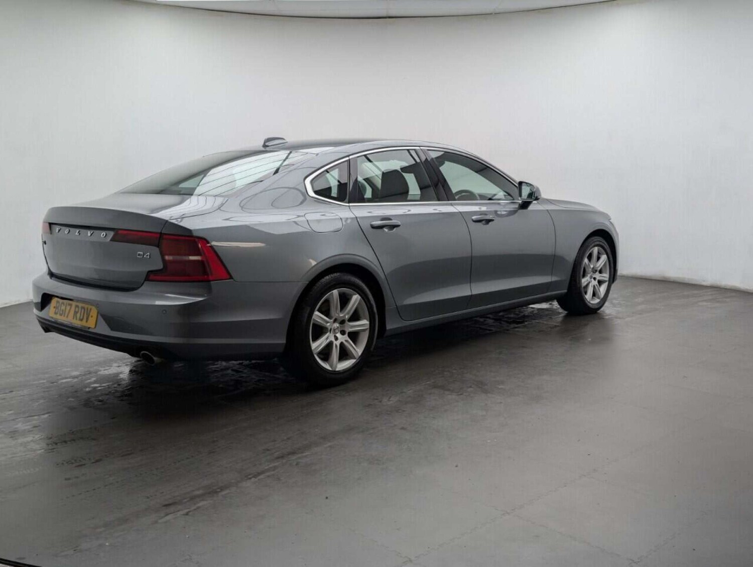 Used Volvo S90 2017 for sale - 77714513: Photo 8
