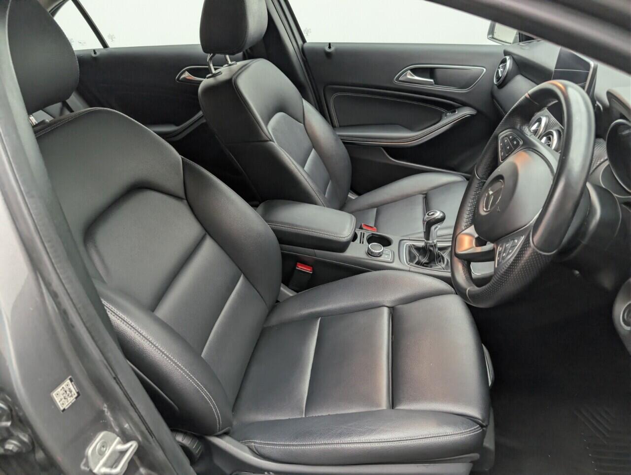 Used Mercedes-Benz A-Class 2016 for sale - 76572896: Photo 12