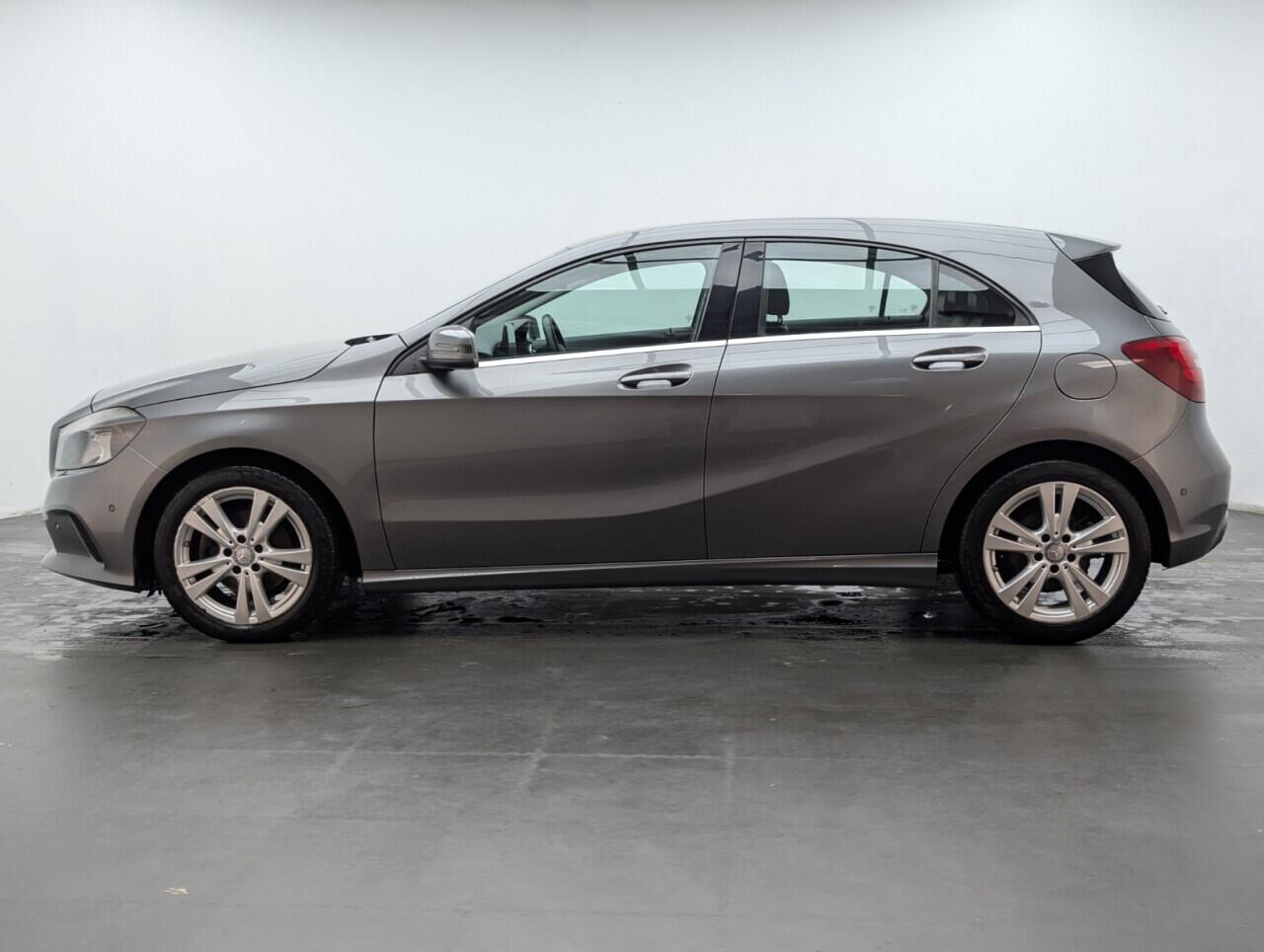 Used Mercedes-Benz A-Class 2016 for sale - 76572896: Photo 5