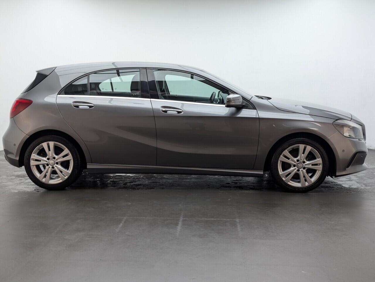 Used Mercedes-Benz A-Class 2016 for sale - 76572896: Photo 9