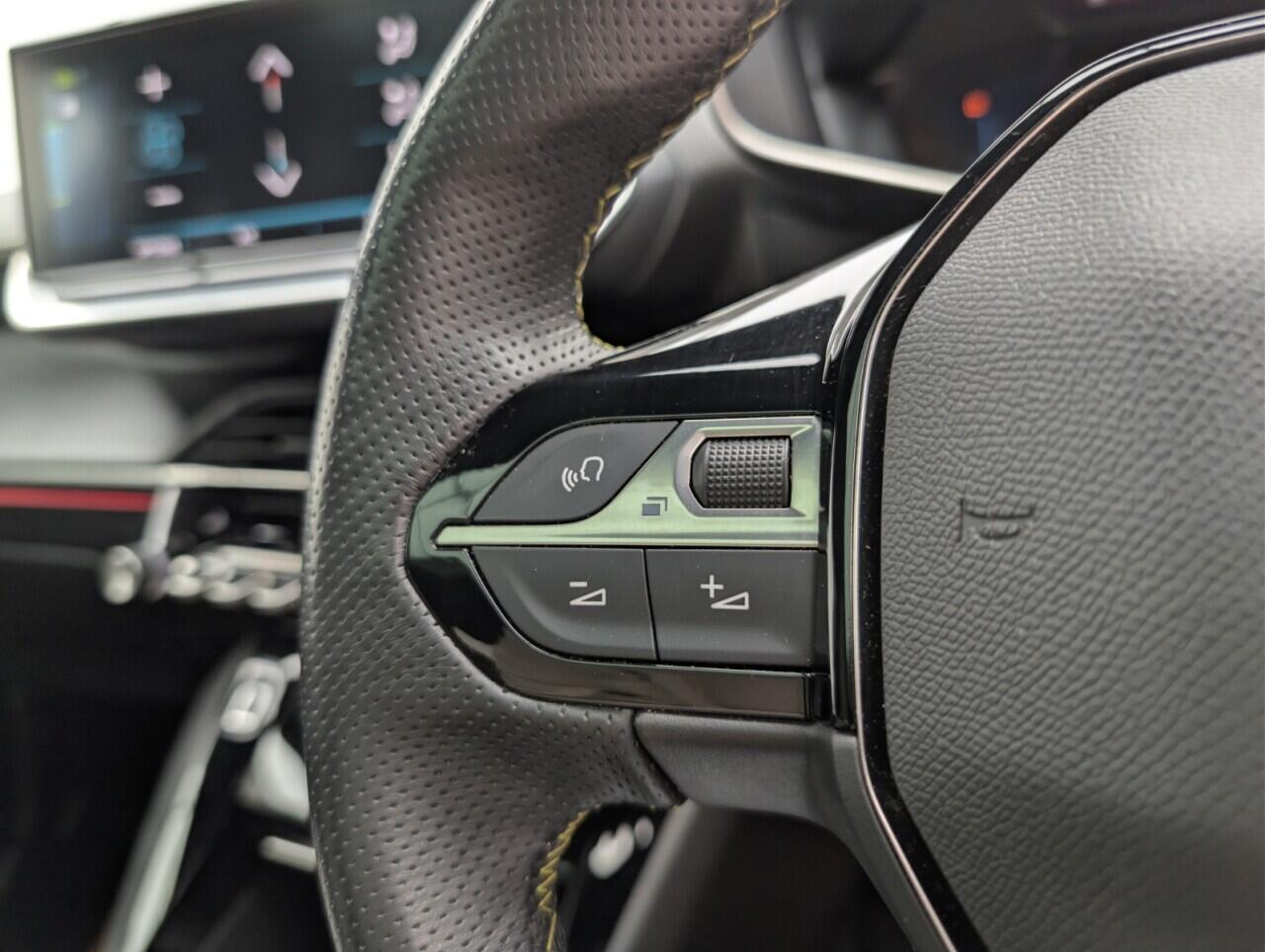 Used Peugeot E-2008 2020 for sale - 76666829: Photo 19