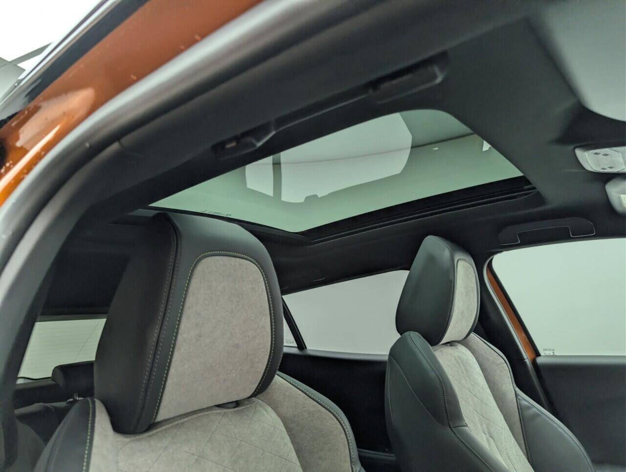 Used Peugeot E-2008 2020 for sale - 76666829: Photo 24