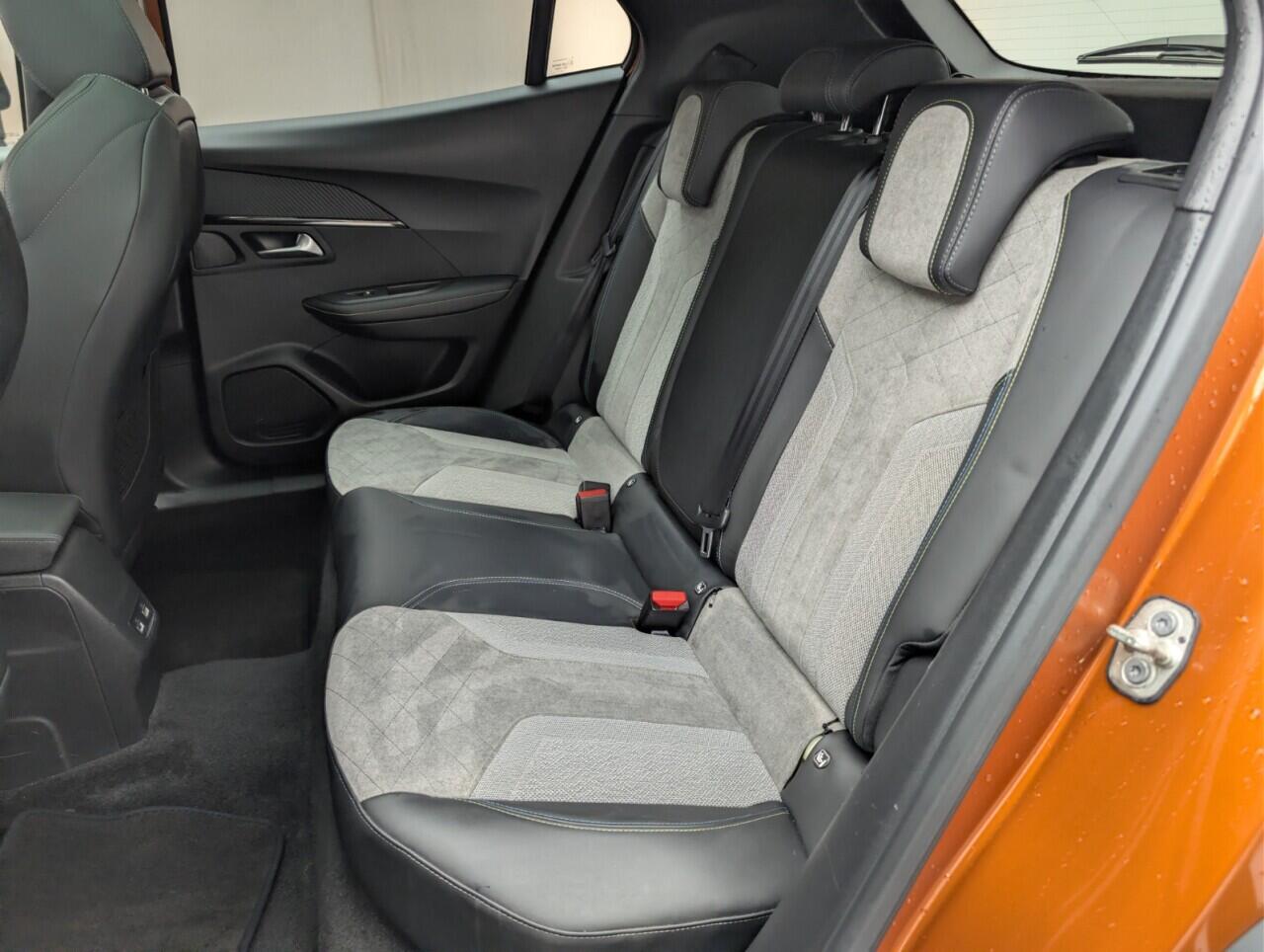 Used Peugeot E-2008 2020 for sale - 76666829: Photo 28