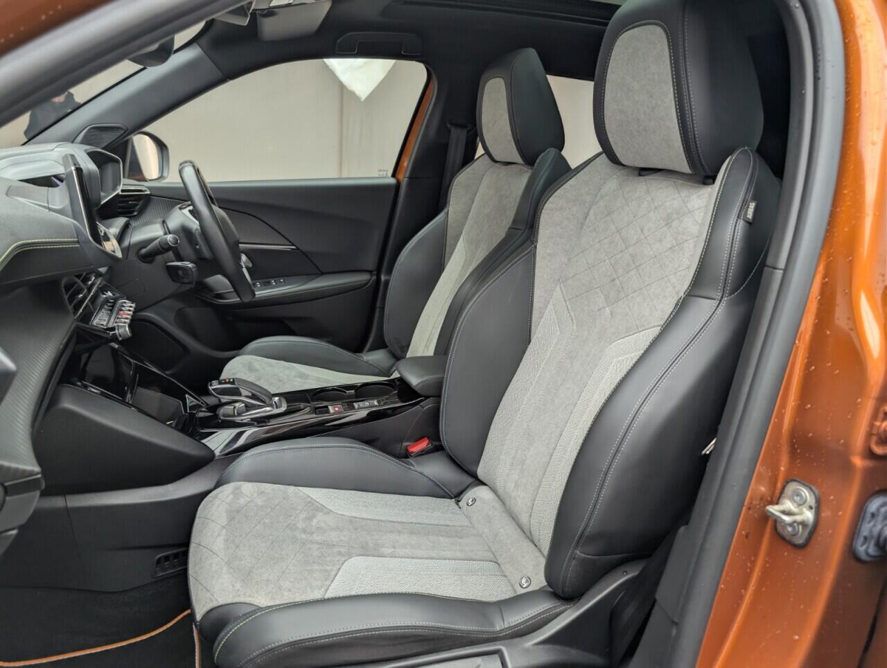 Used Peugeot E-2008 2020 for sale - 76666829: Photo 29