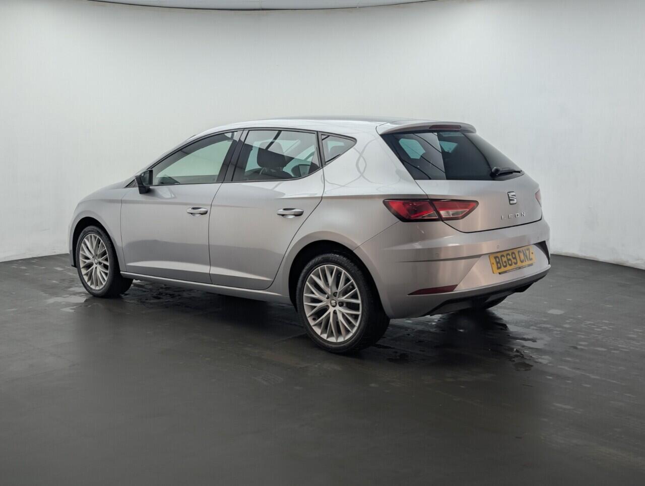 Used SEAT Leon 2019 for sale - 76424066: Photo 6