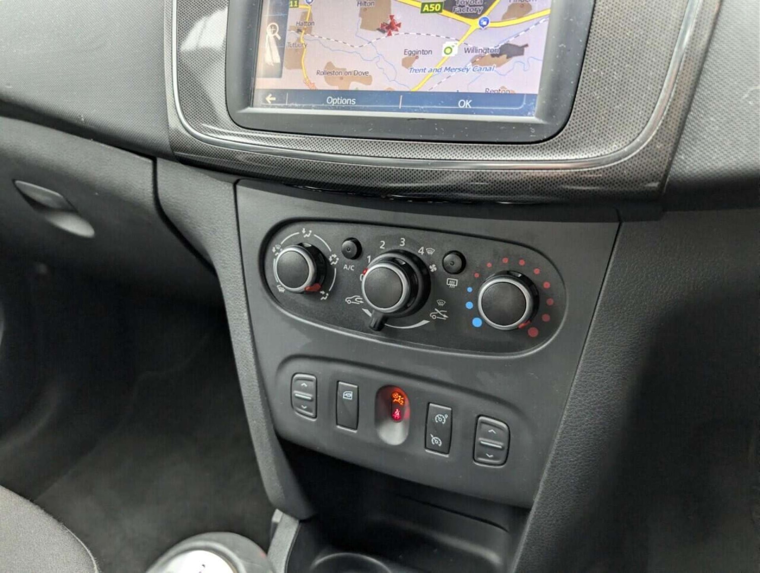 Used Dacia Sandero Stepway 2017 for sale - 77713056: Photo 16