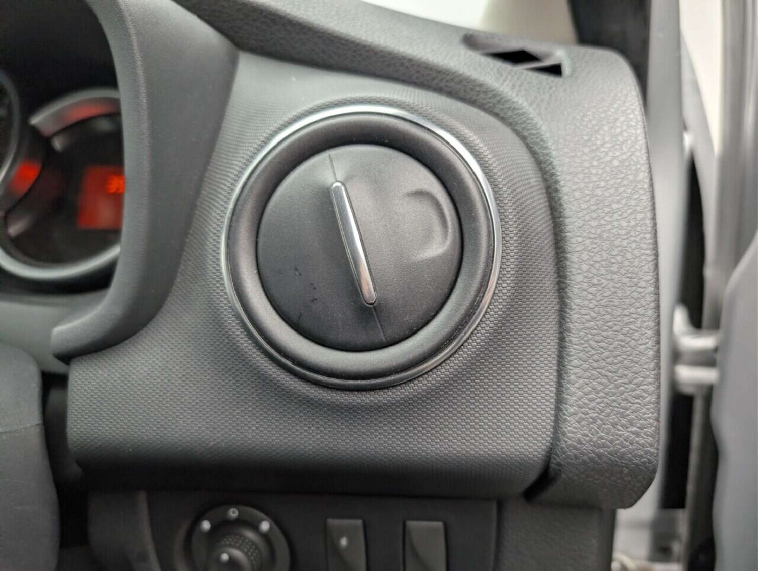 Used Dacia Sandero Stepway 2017 for sale - 77713056: Photo 21