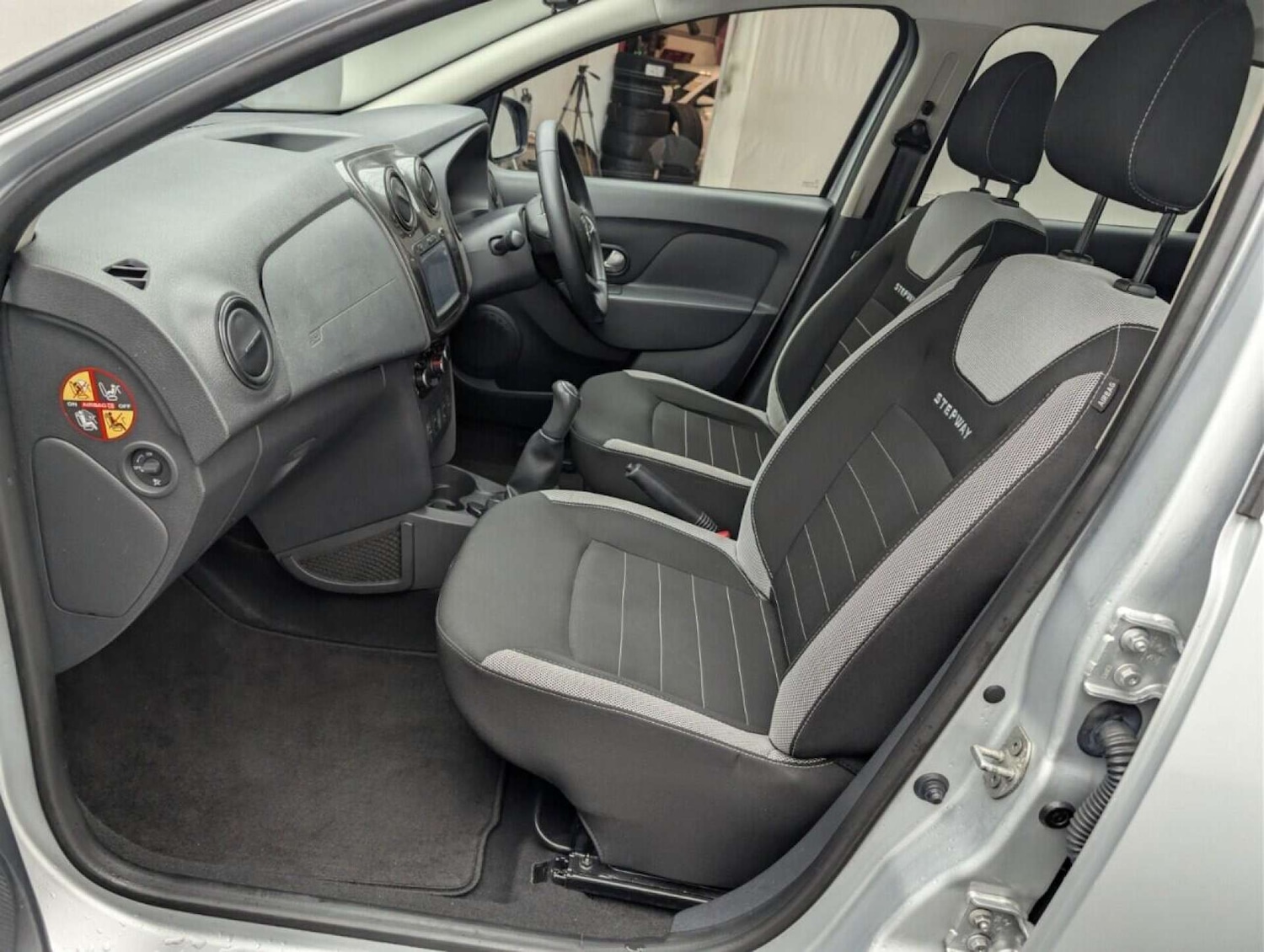 Used Dacia Sandero Stepway 2017 for sale - 77713056: Photo 29