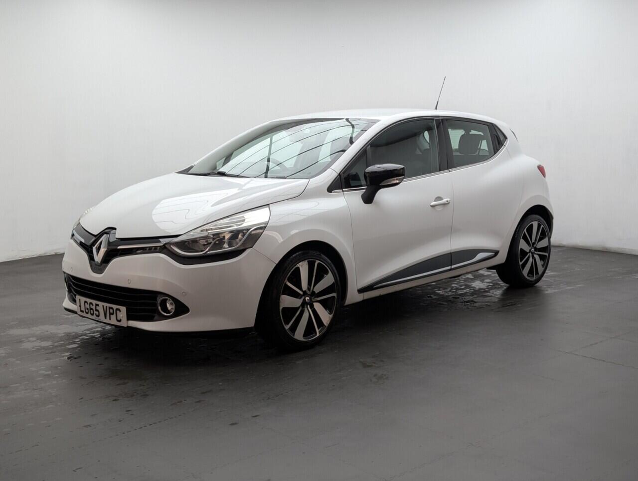 Used Renault Clio 2015 for sale - 76584591: Photo 4