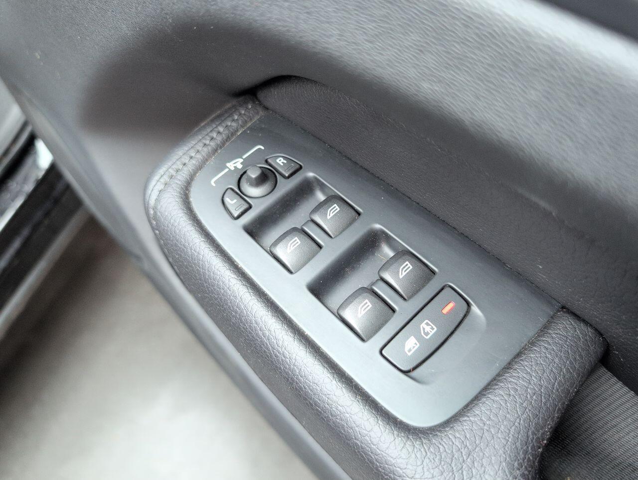 Used Volvo XC60 2018 for sale - 76423288: Photo 10