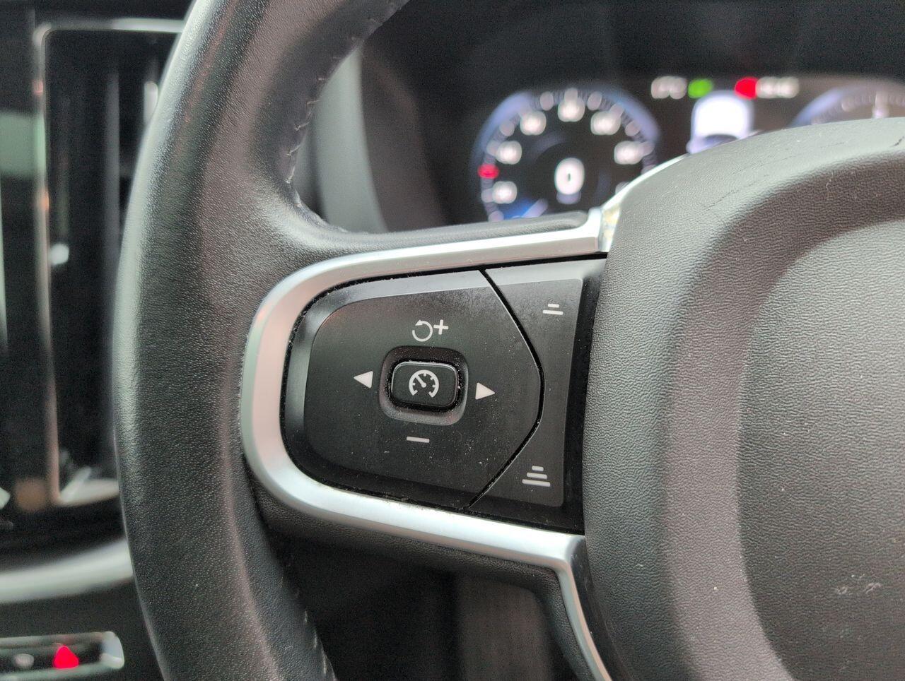 Used Volvo XC60 2018 for sale - 76423288: Photo 26