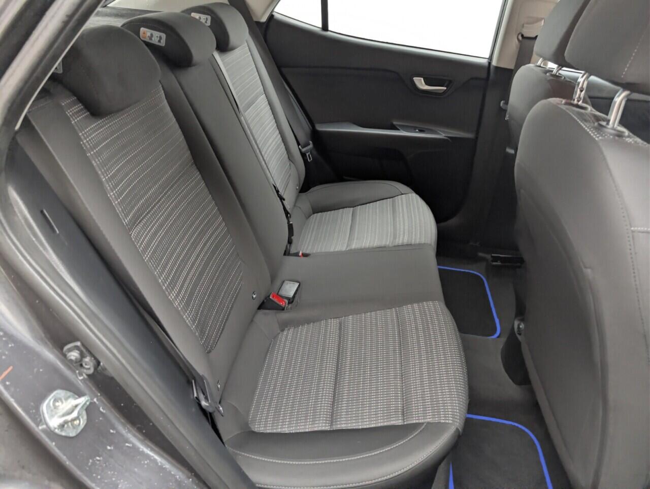 Used Kia Stonic 2019 for sale - 77098086: Photo 24