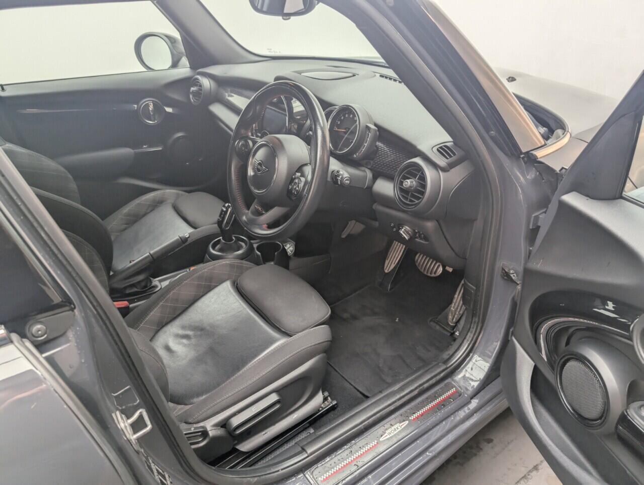 Used MINI Hatch 2019 for sale - 76422713: Photo 11