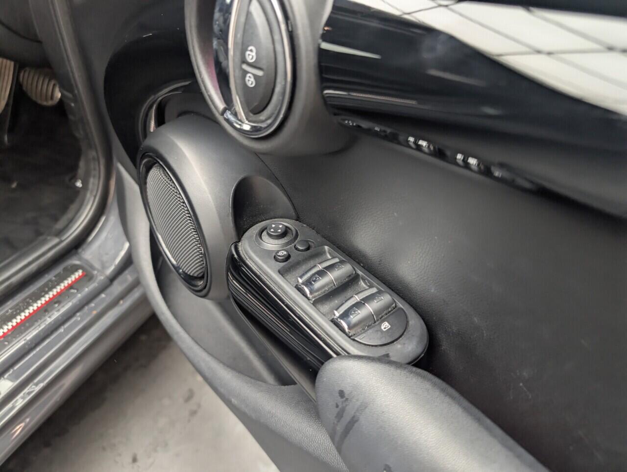 Used MINI Hatch 2019 for sale - 76422713: Photo 19