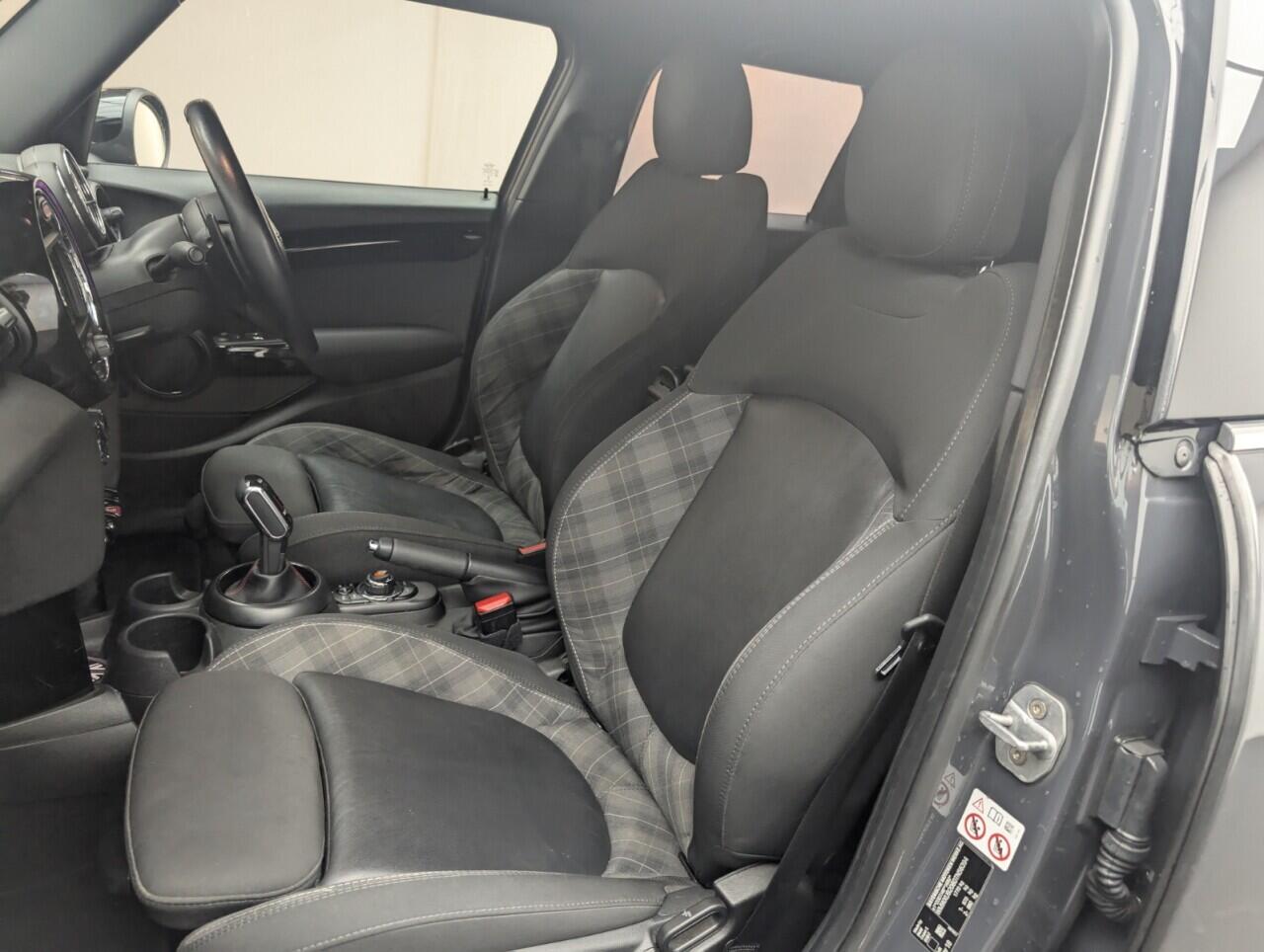 Used MINI Hatch 2019 for sale - 76422713: Photo 25