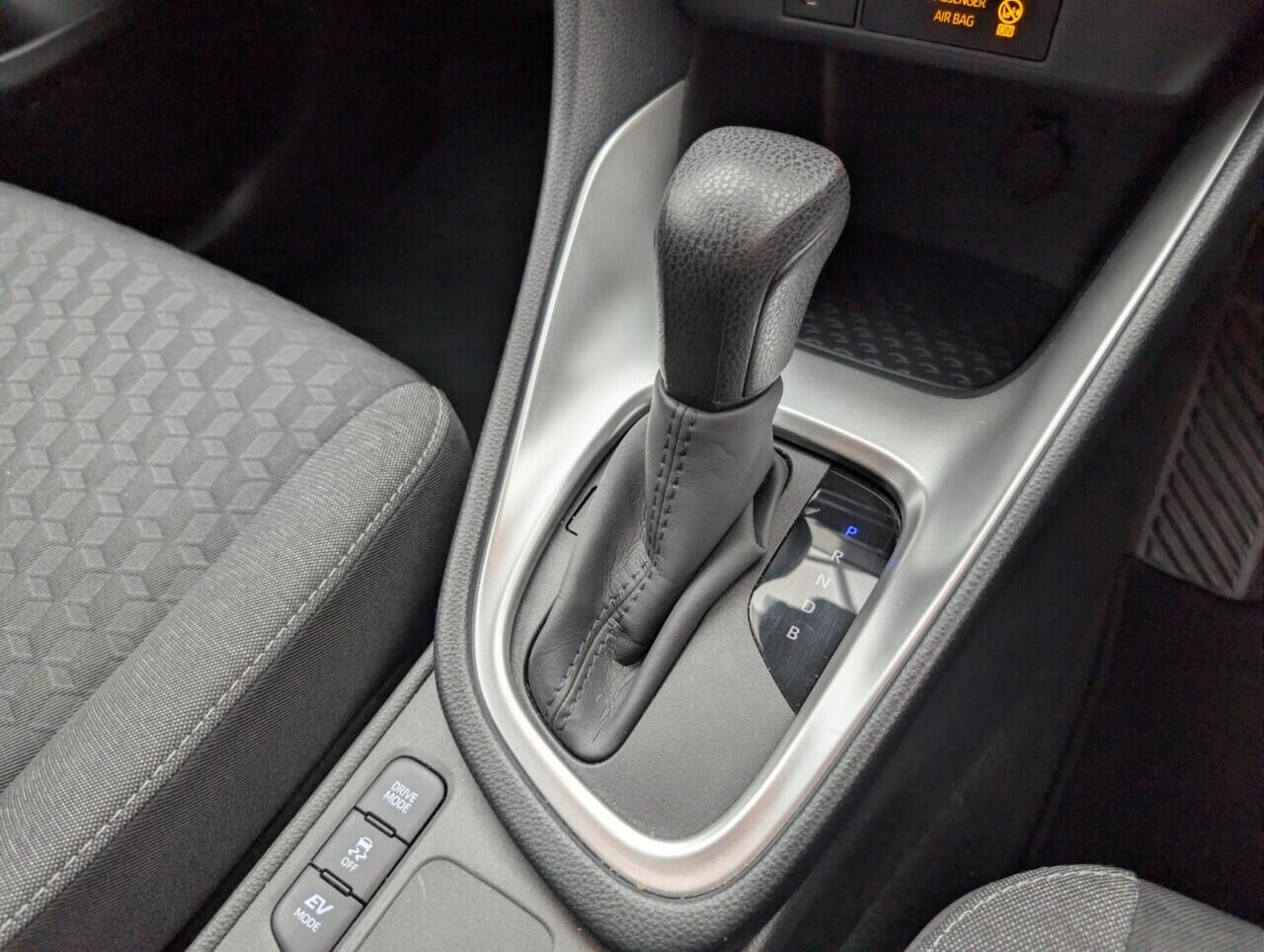 Used Toyota Yaris 2023 for sale - 76473274: Photo 17