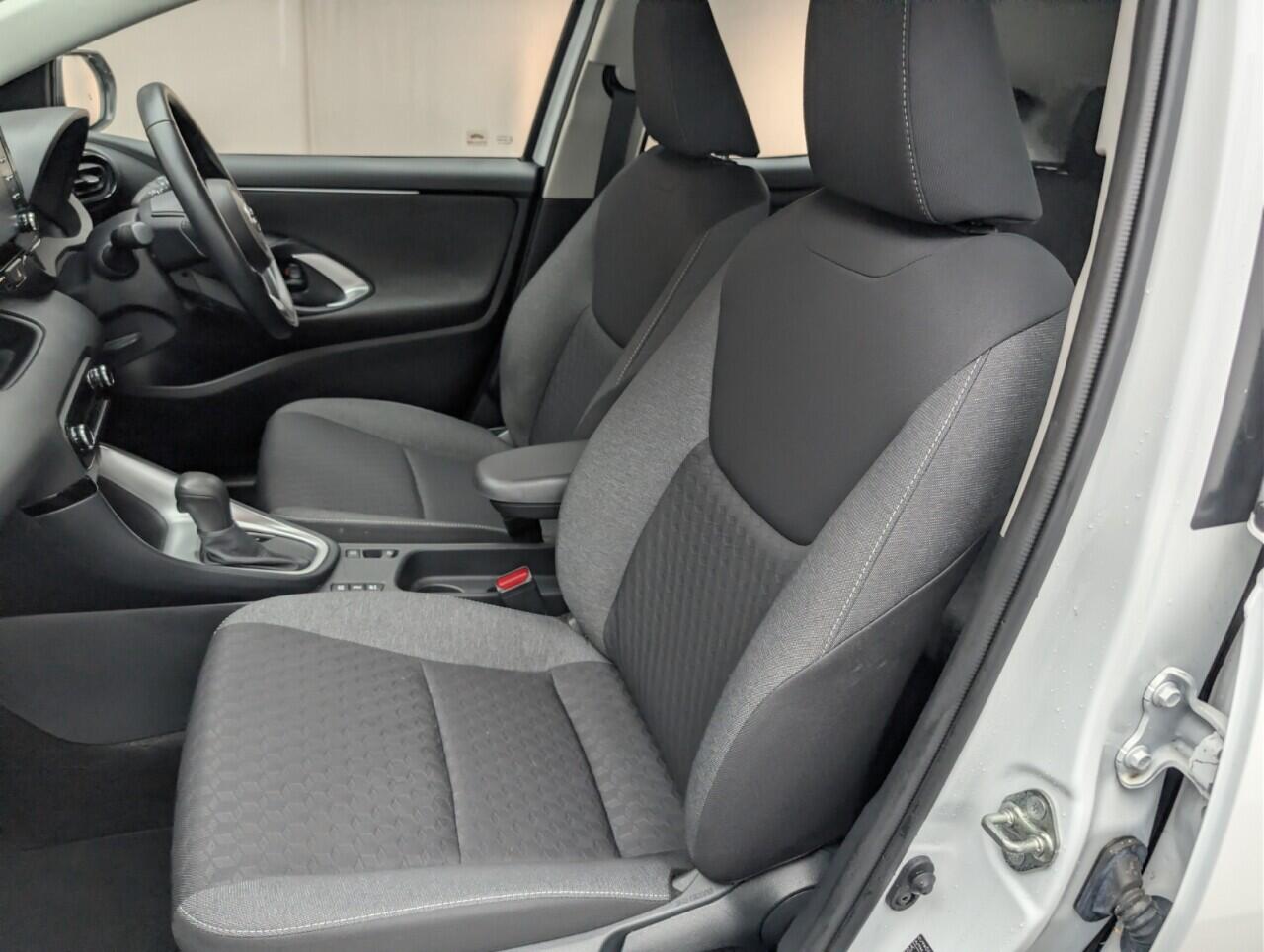 Used Toyota Yaris 2023 for sale - 76473274: Photo 28