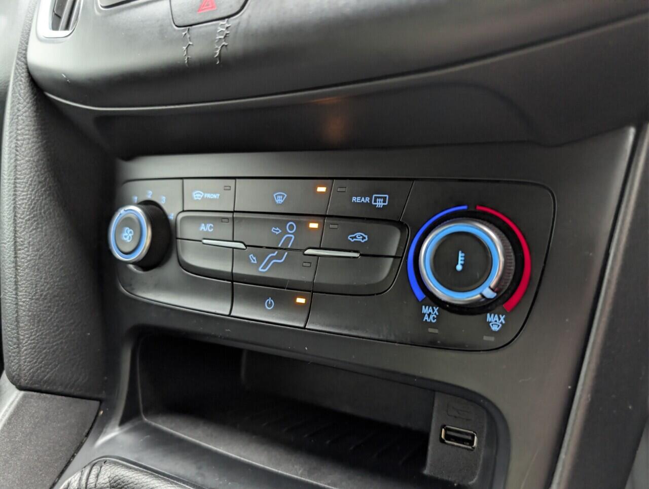 Used Ford Focus 2017 for sale - 76926310: Photo 15