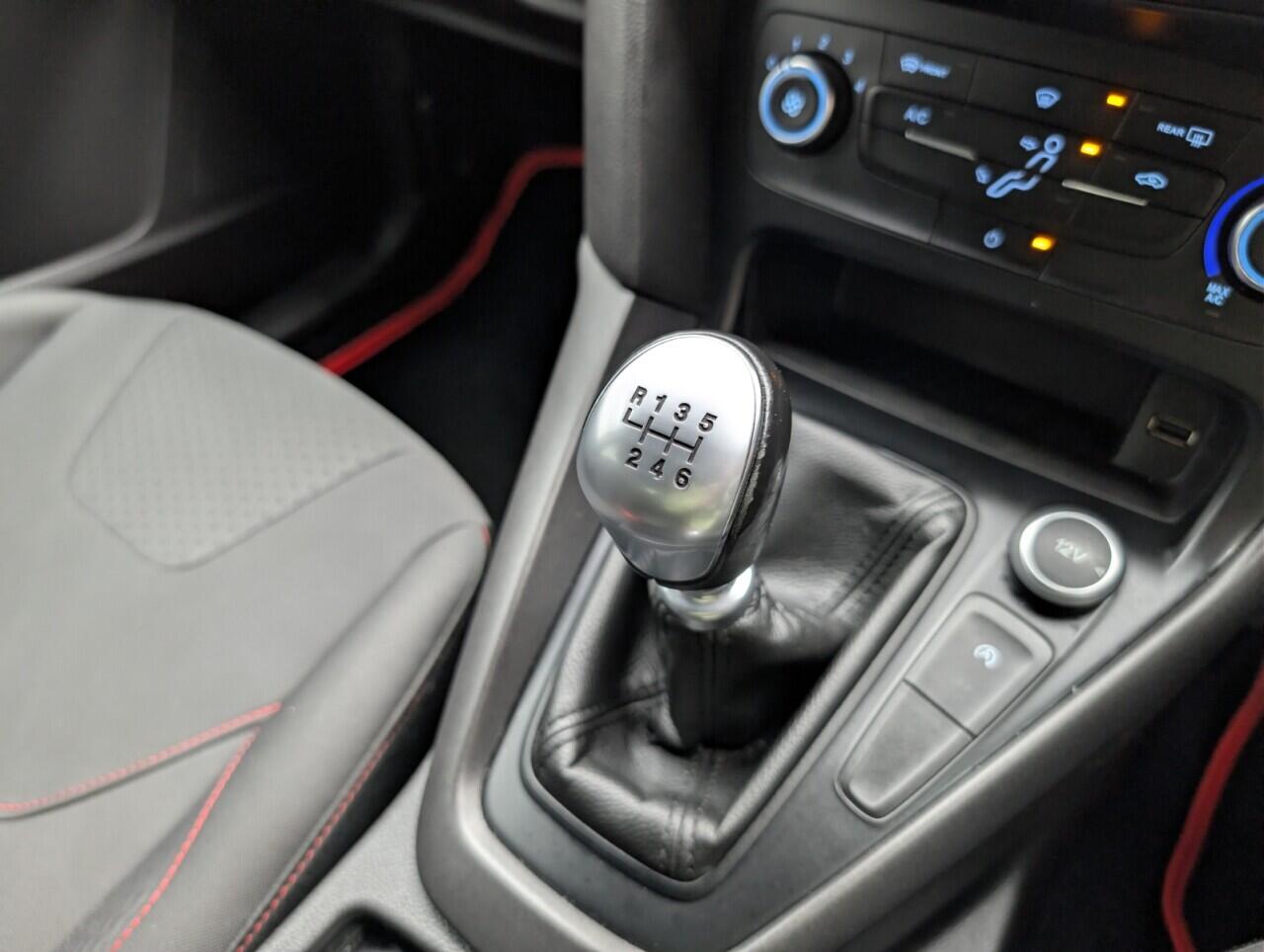 Used Ford Focus 2017 for sale - 76926310: Photo 16