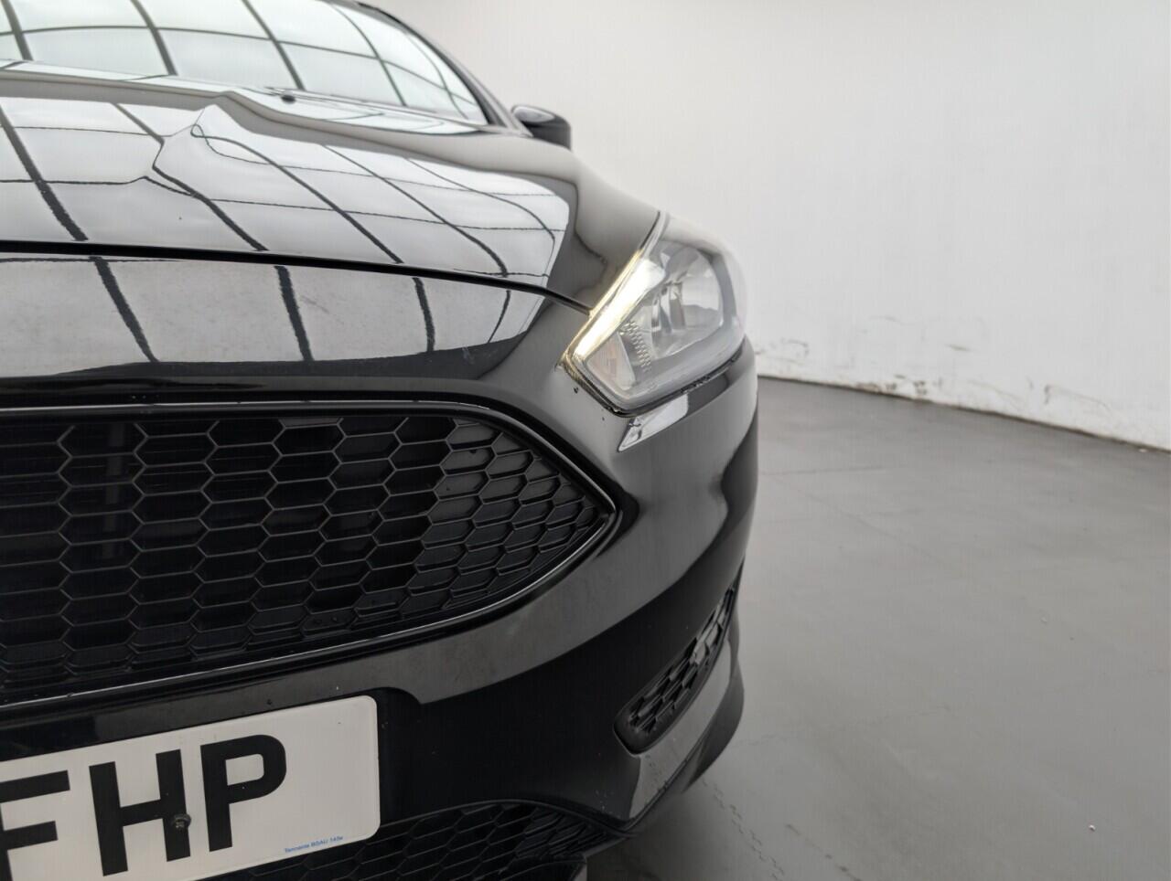 Used Ford Focus 2017 for sale - 76926310: Photo 28