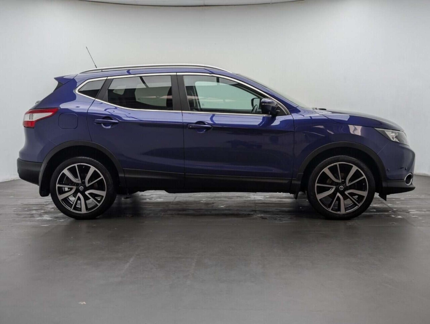 Used Nissan Qashqai 2016 for sale - 77714884: Photo 9