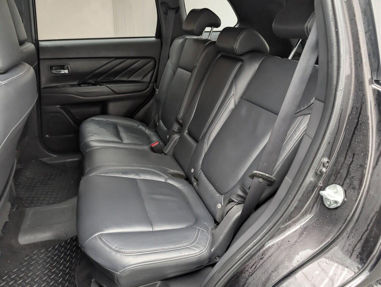 Used Mitsubishi Outlander 2020 for sale - 77646732: Photo 27