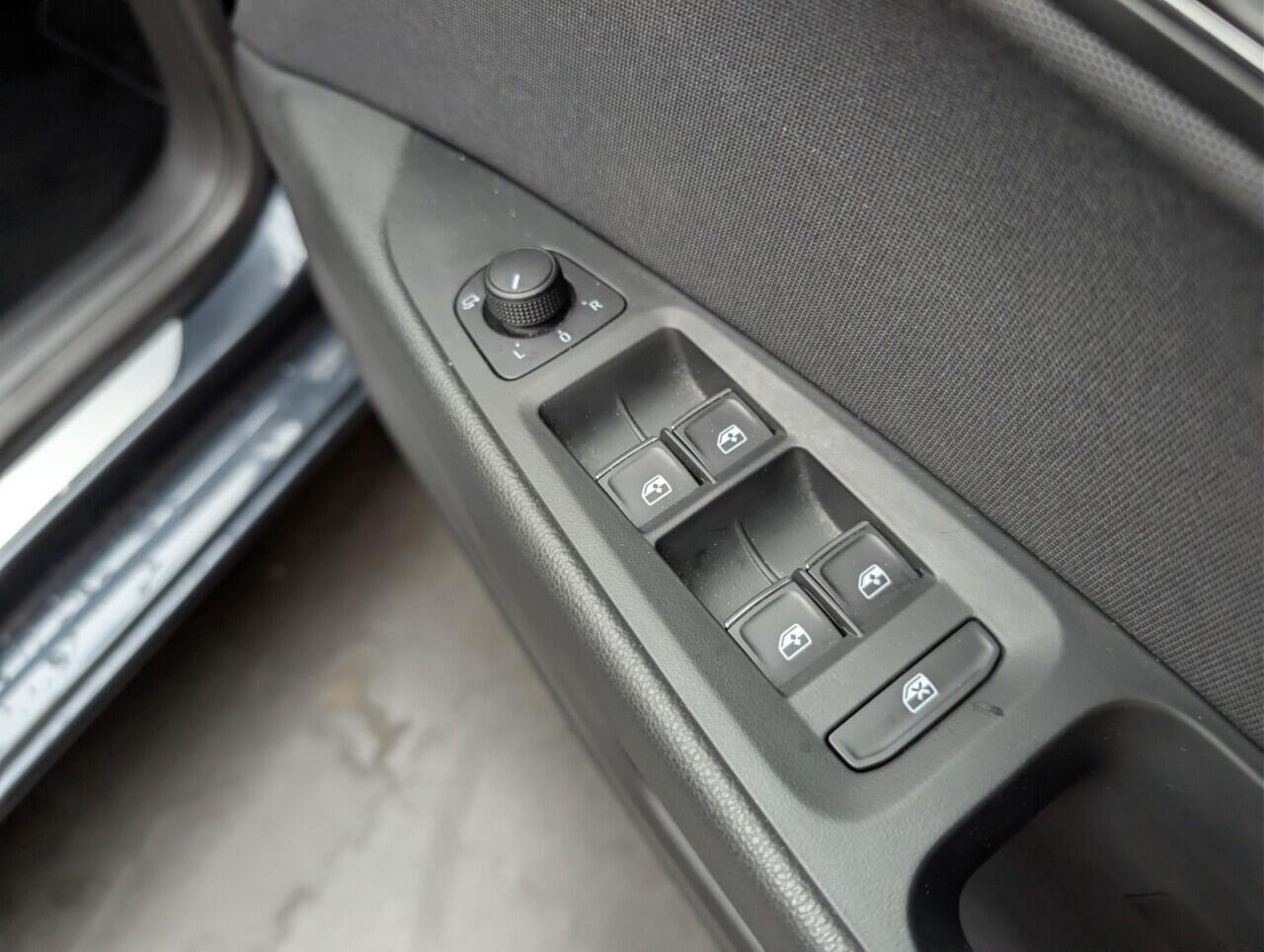 Used SEAT Leon 2018 for sale - 76671298: Photo 19