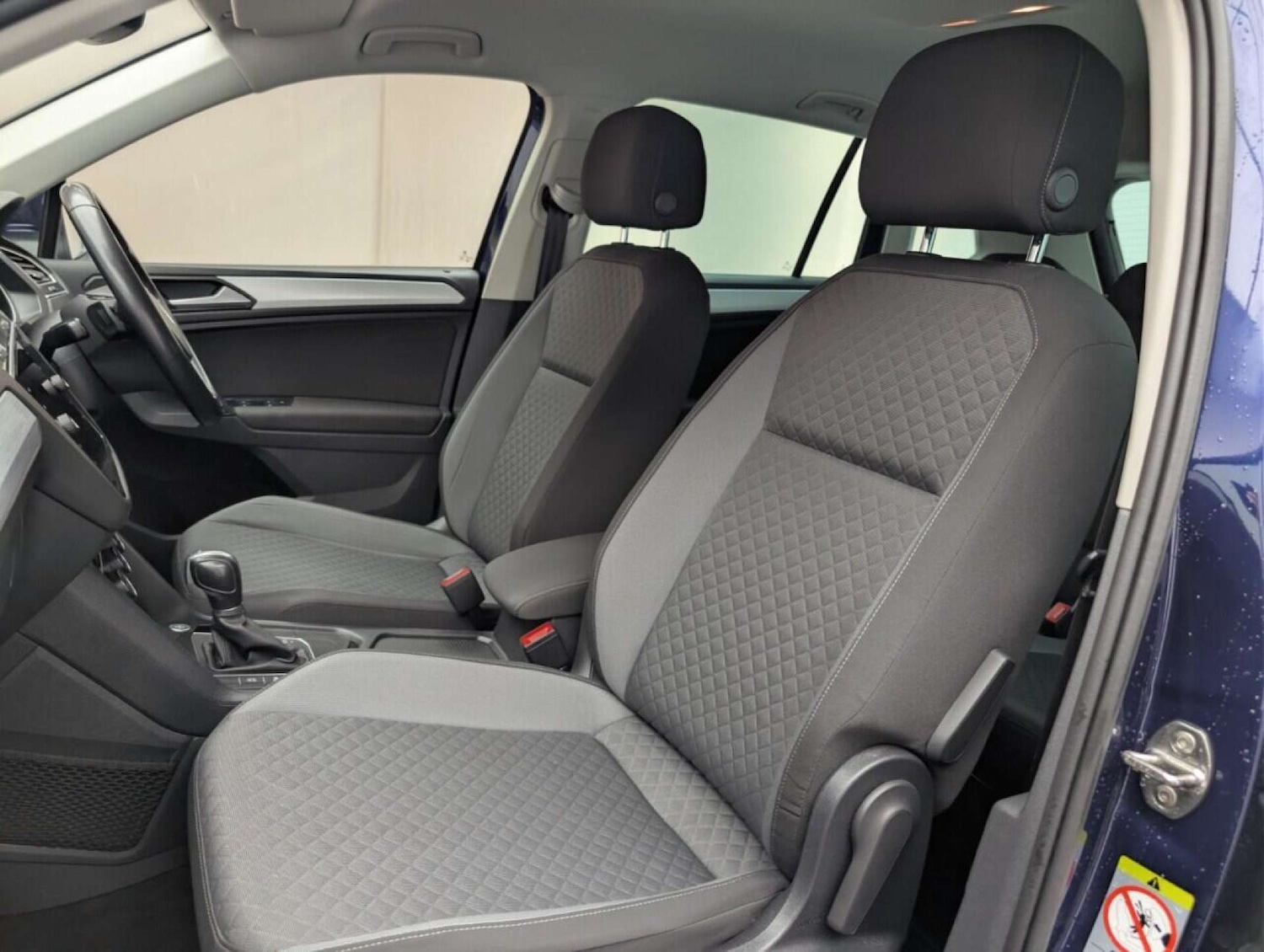 Used Volkswagen Tiguan 2019 for sale - 77713294: Photo 28