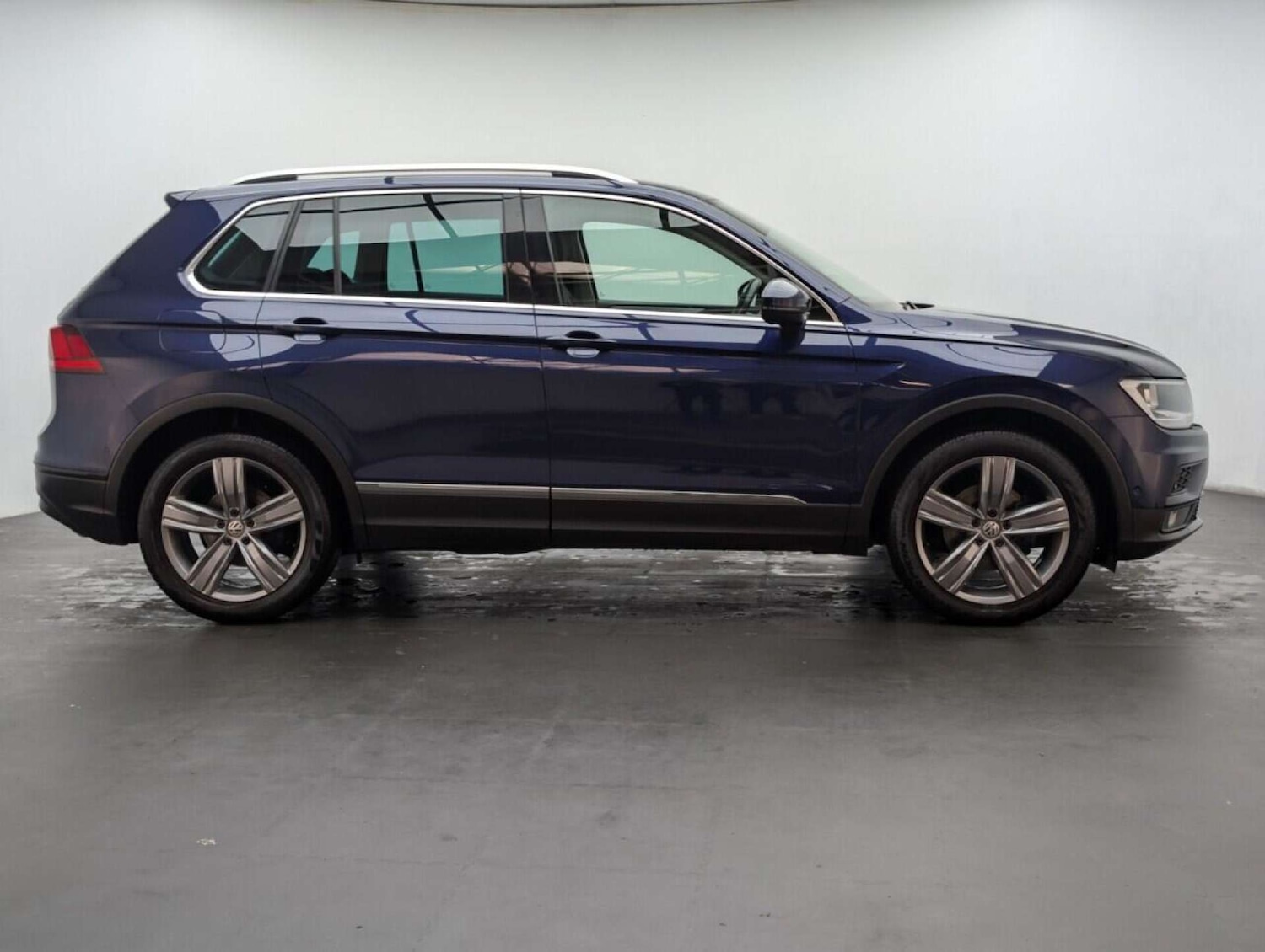 Used Volkswagen Tiguan 2019 for sale - 77713294: Photo 9