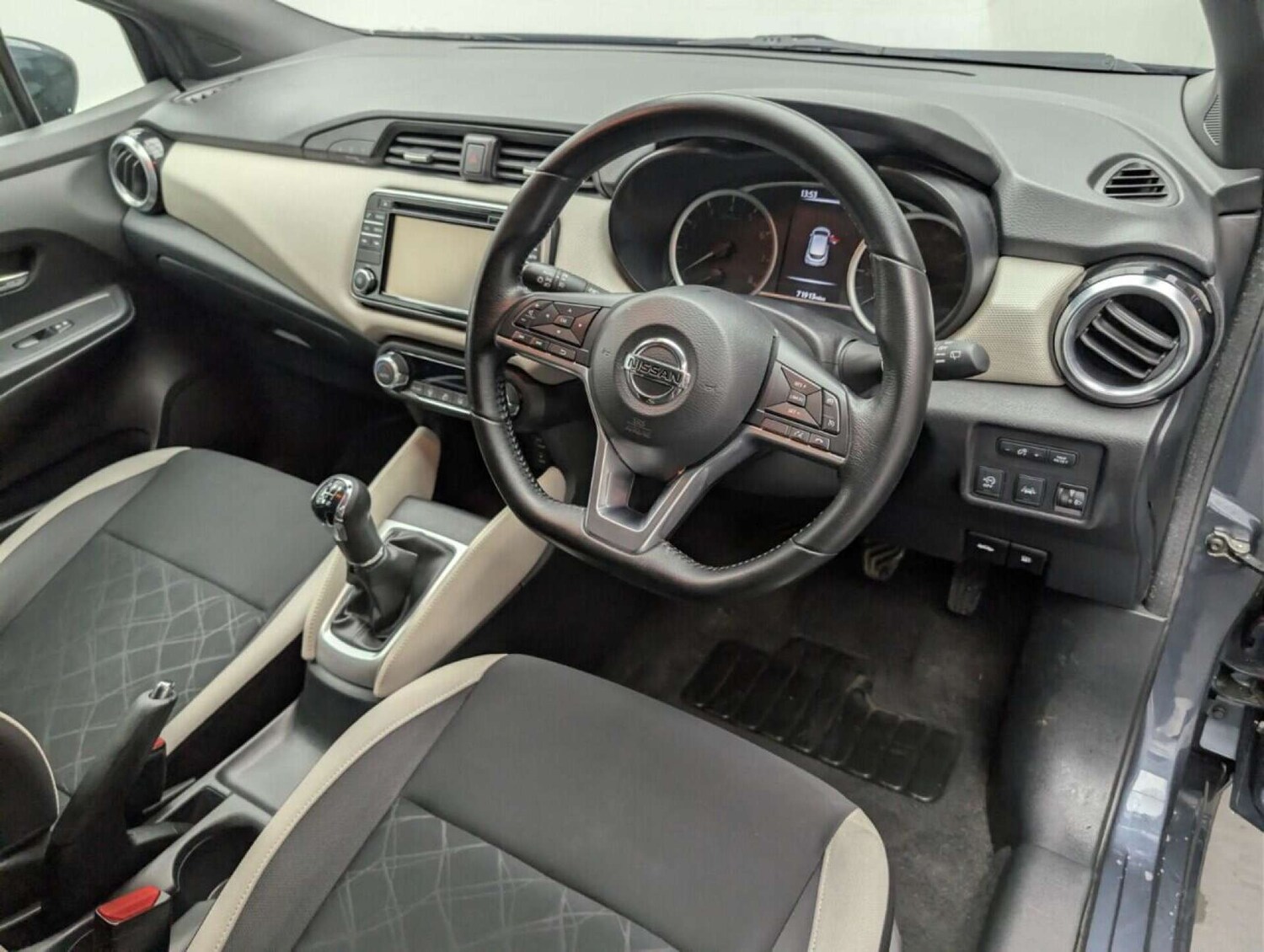 Used Nissan Micra 2018 for sale - 77714196: Photo 11