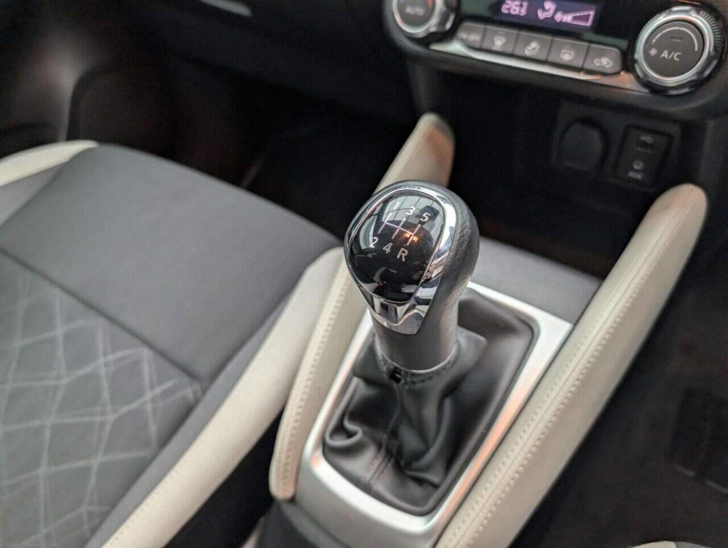 Used Nissan Micra 2018 for sale - 77714196: Photo 16