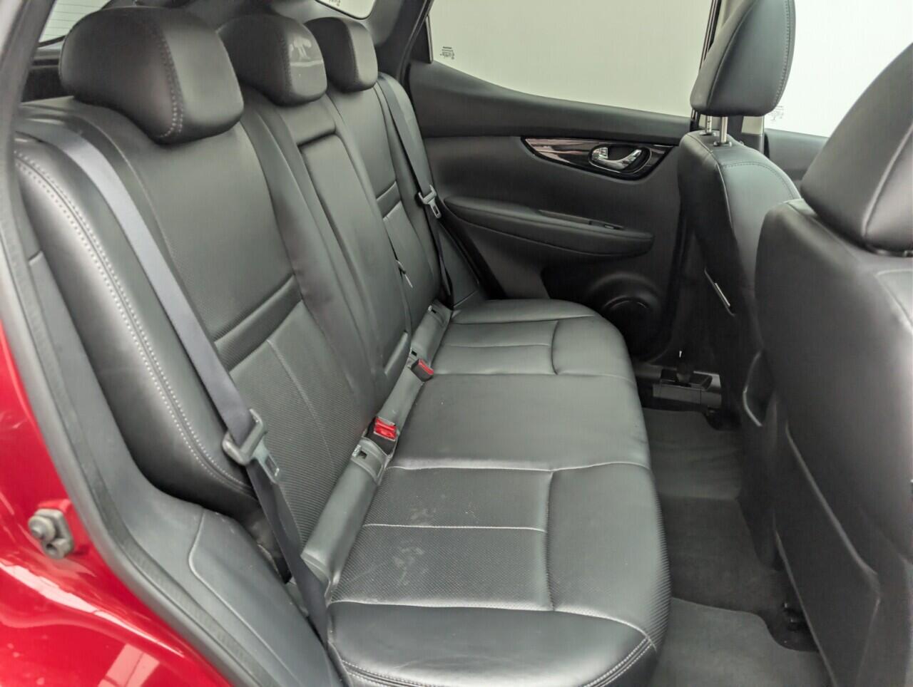 Used Nissan Qashqai for sale - 77658425: Photo 24