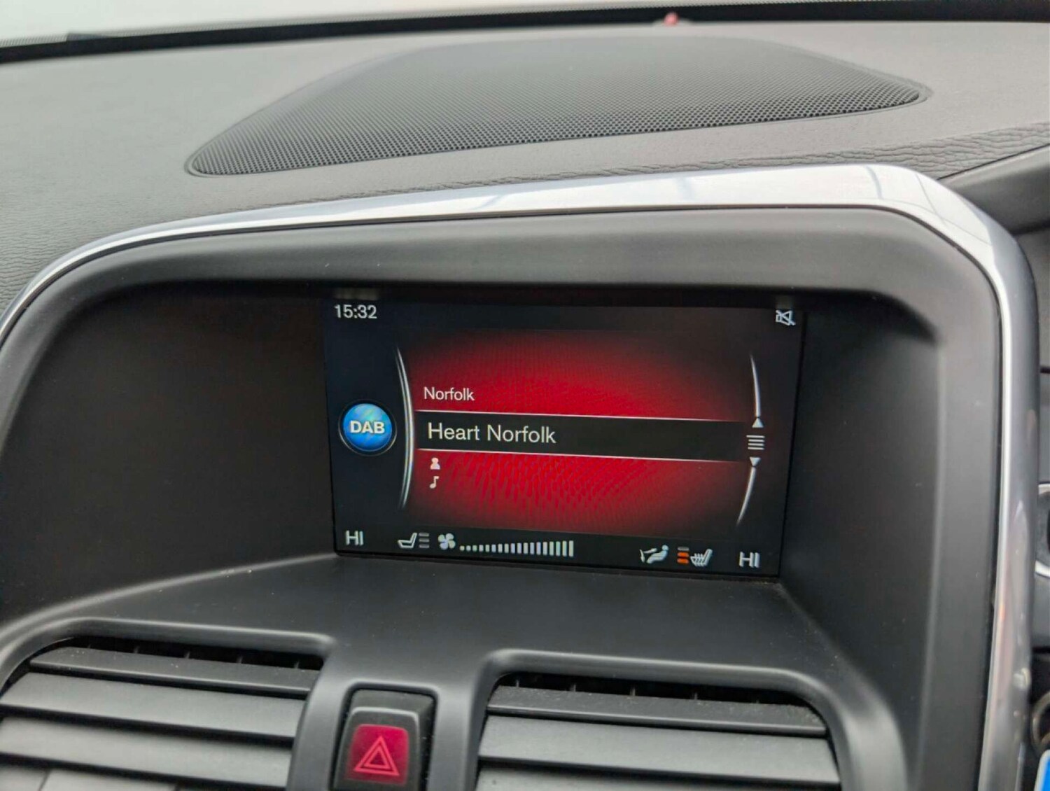 Used Volvo XC60 2016 for sale - 77818856: Photo 15