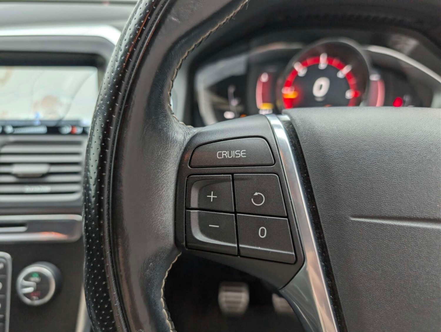 Used Volvo XC60 2016 for sale - 77818856: Photo 21