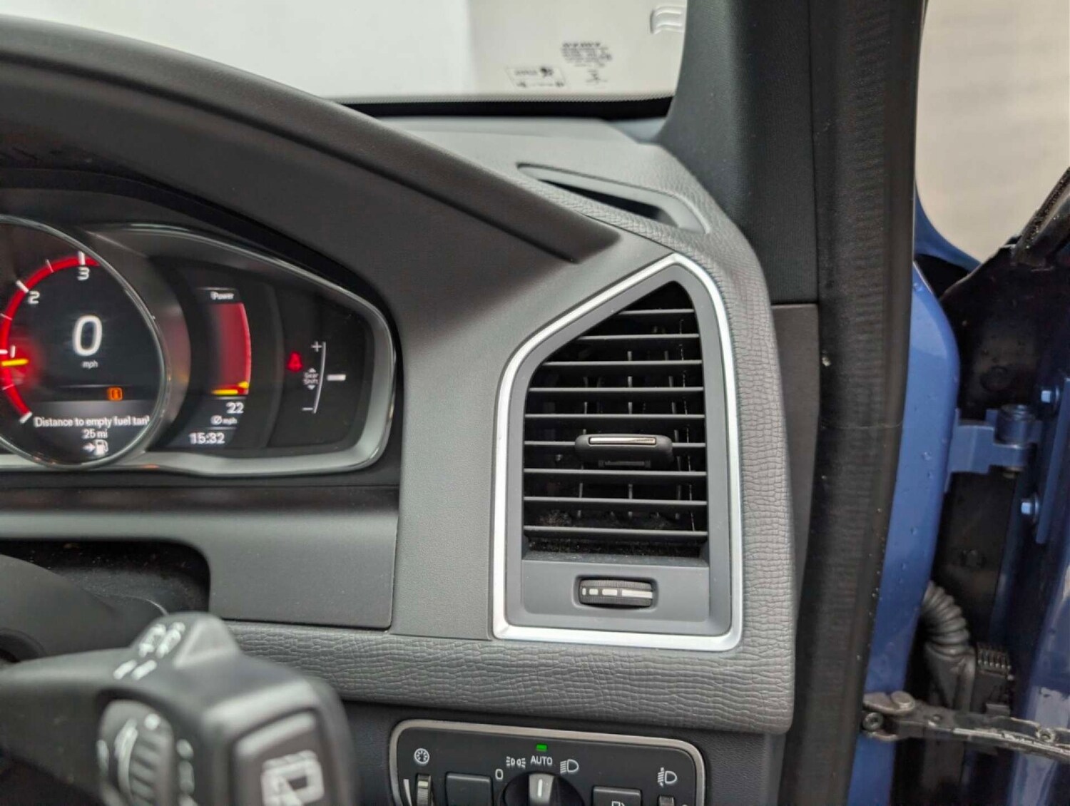 Used Volvo XC60 2016 for sale - 77818856: Photo 23