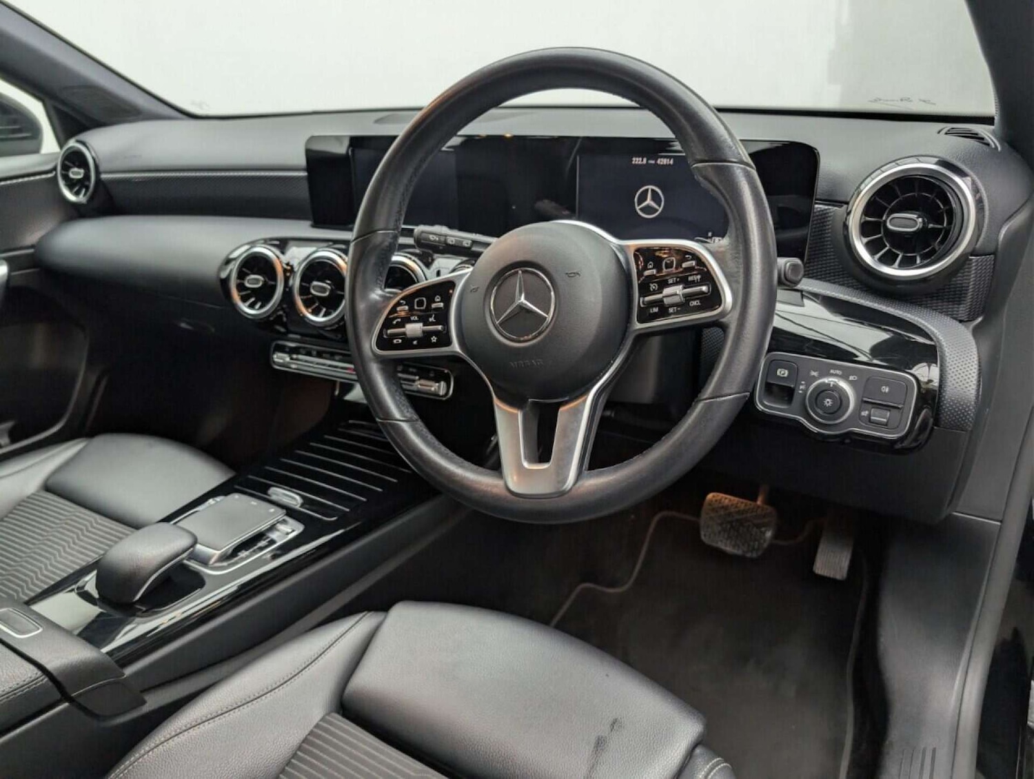 Used Mercedes-Benz A-Class 2019 for sale - 77713810: Photo 11