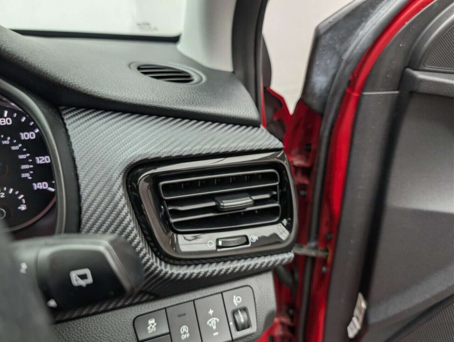 Used Kia Stonic 2021 for sale - 77713133: Photo 19