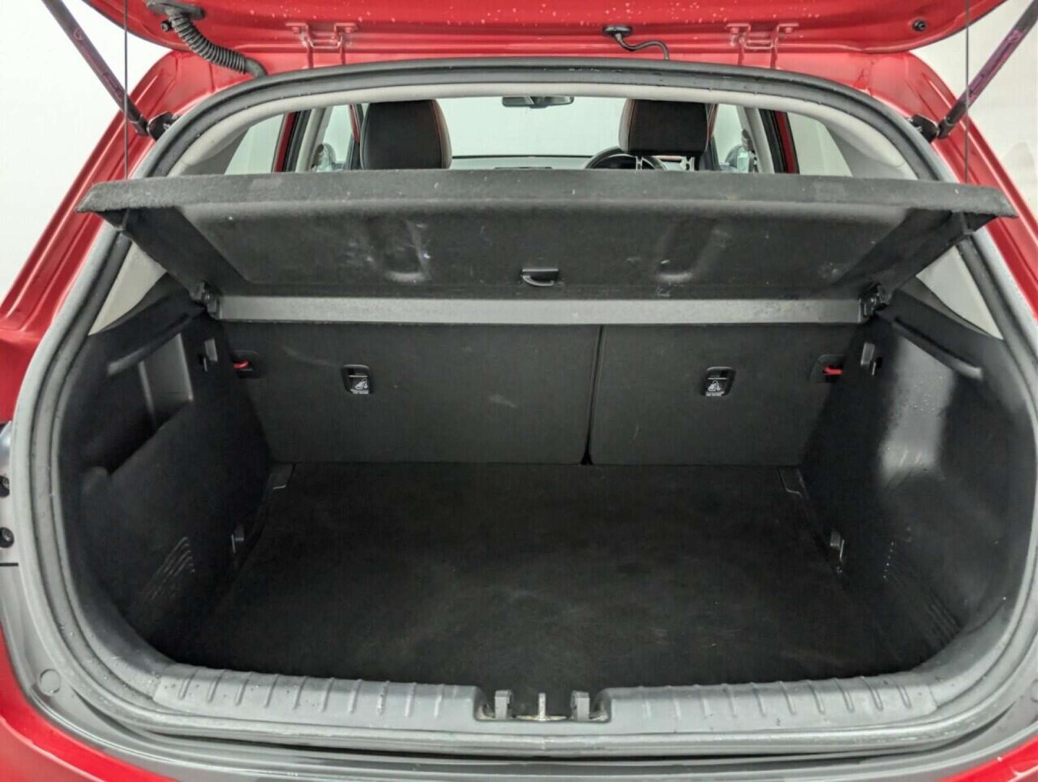 Used Kia Stonic 2021 for sale - 77713133: Photo 24