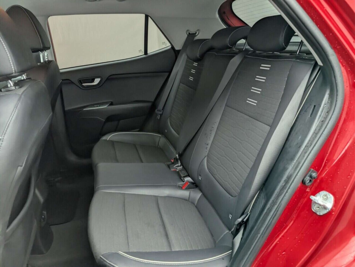 Used Kia Stonic 2021 for sale - 77713133: Photo 25