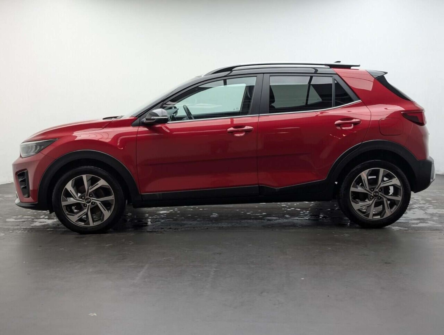 Used Kia Stonic 2021 for sale - 77713133: Photo 5