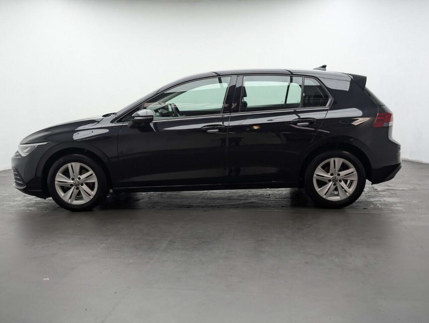 Used Volkswagen Golf 2020 for sale - 77713902: Photo 5