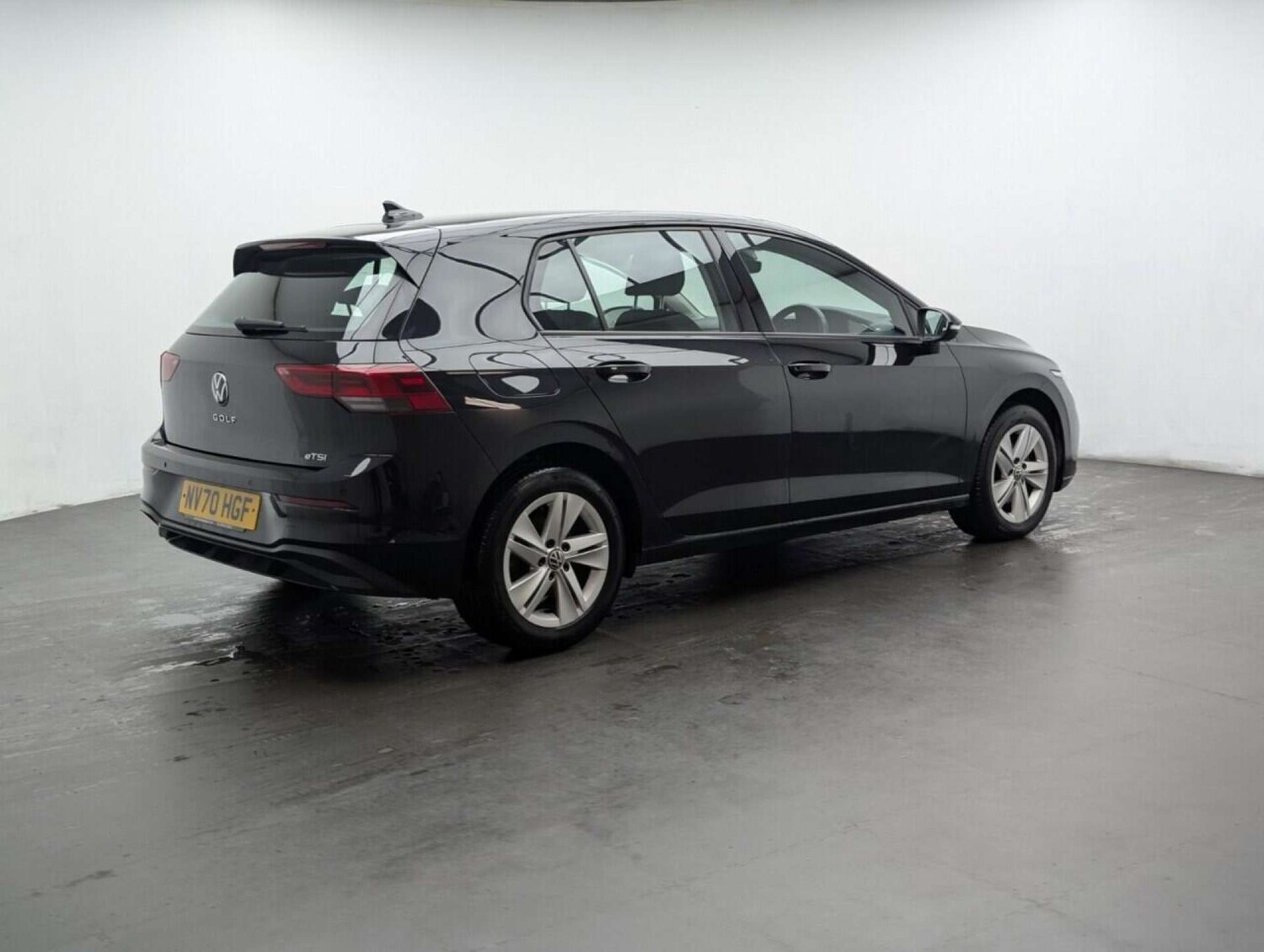 Used Volkswagen Golf 2020 for sale - 77713902: Photo 8