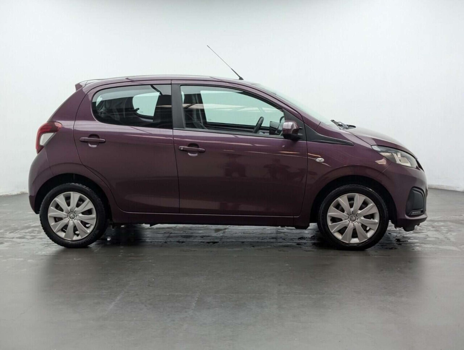 Used Peugeot 108 2017 for sale - 77714325: Photo 9