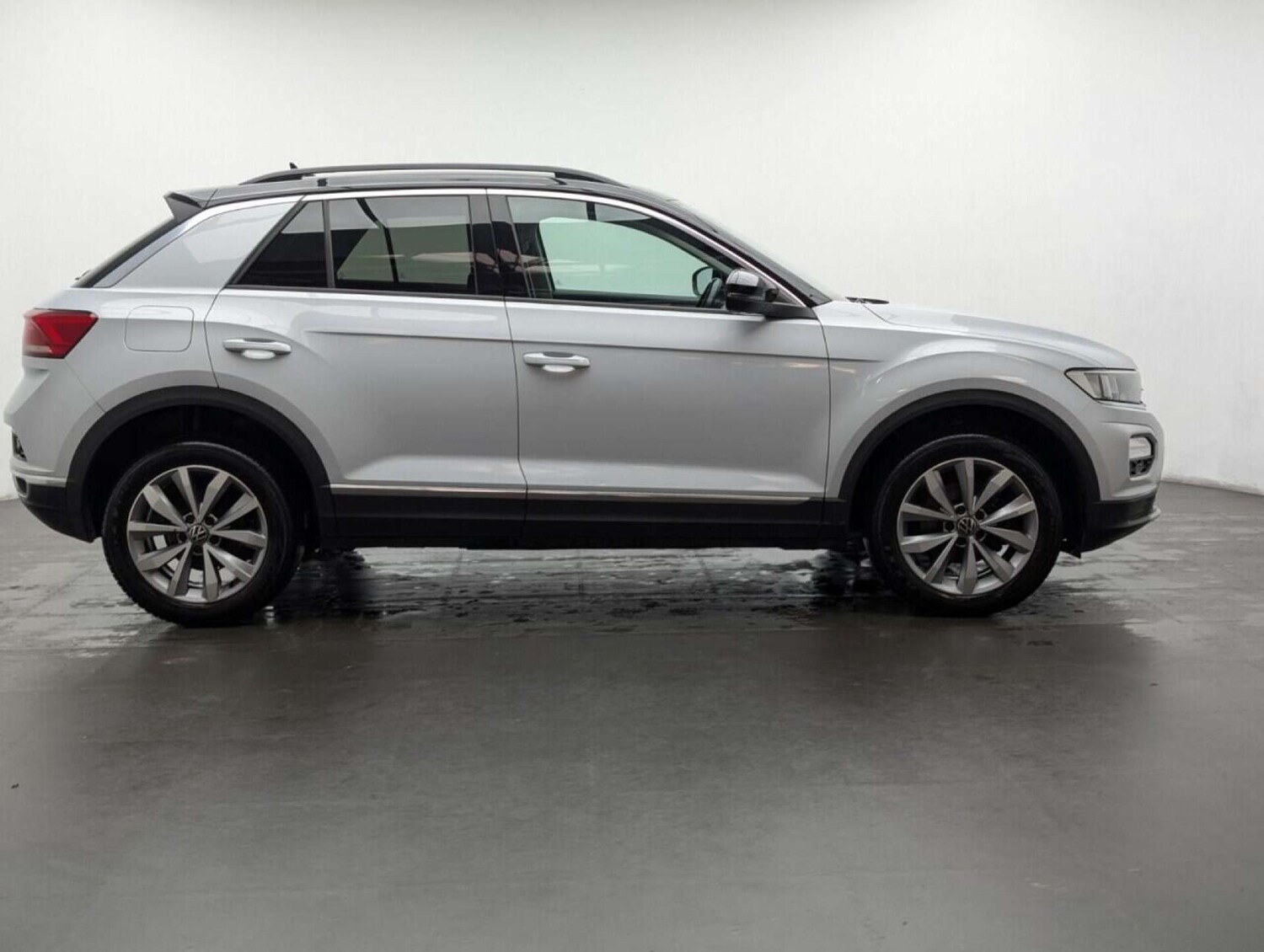 Used Volkswagen T-Roc 2020 for sale - 77713322: Photo 9