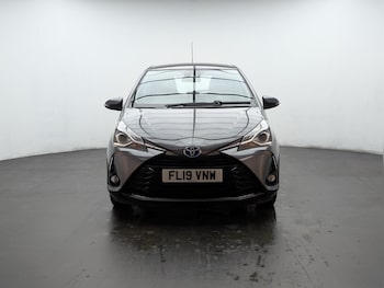 Used Toyota Yaris 2019 for sale - 76425508: Photo