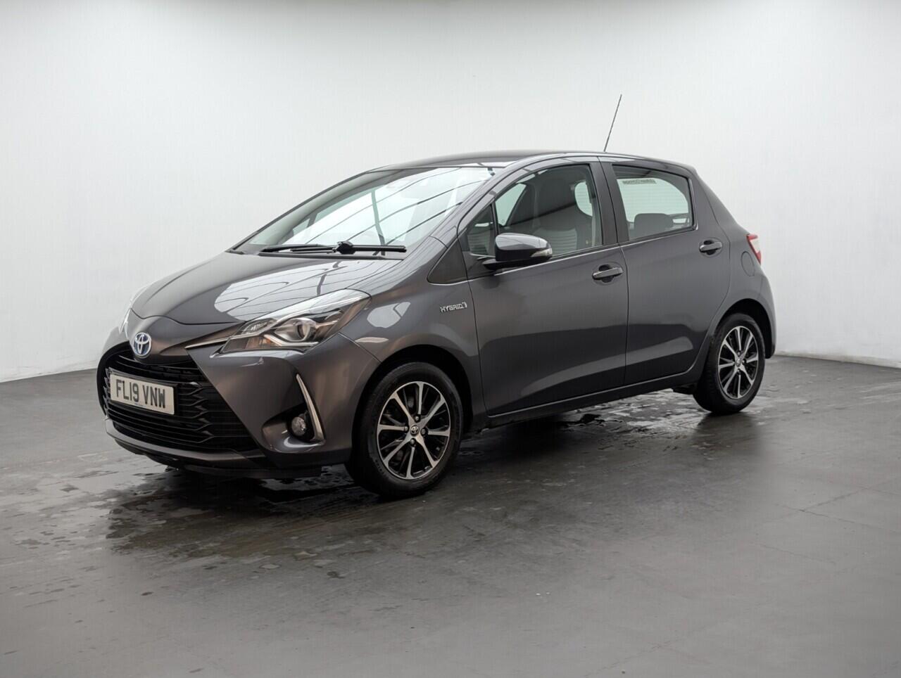 Used Toyota Yaris 2019 for sale - 76425508: Photo 4