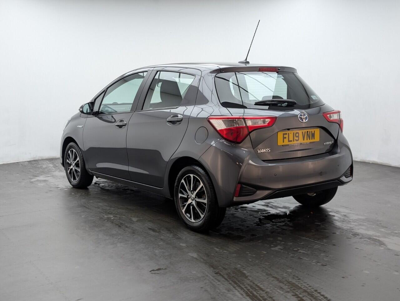 Used Toyota Yaris 2019 for sale - 76425508: Photo 6