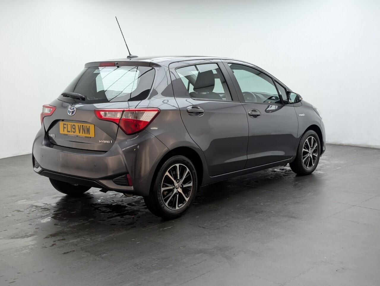 Used Toyota Yaris 2019 for sale - 76425508: Photo 8